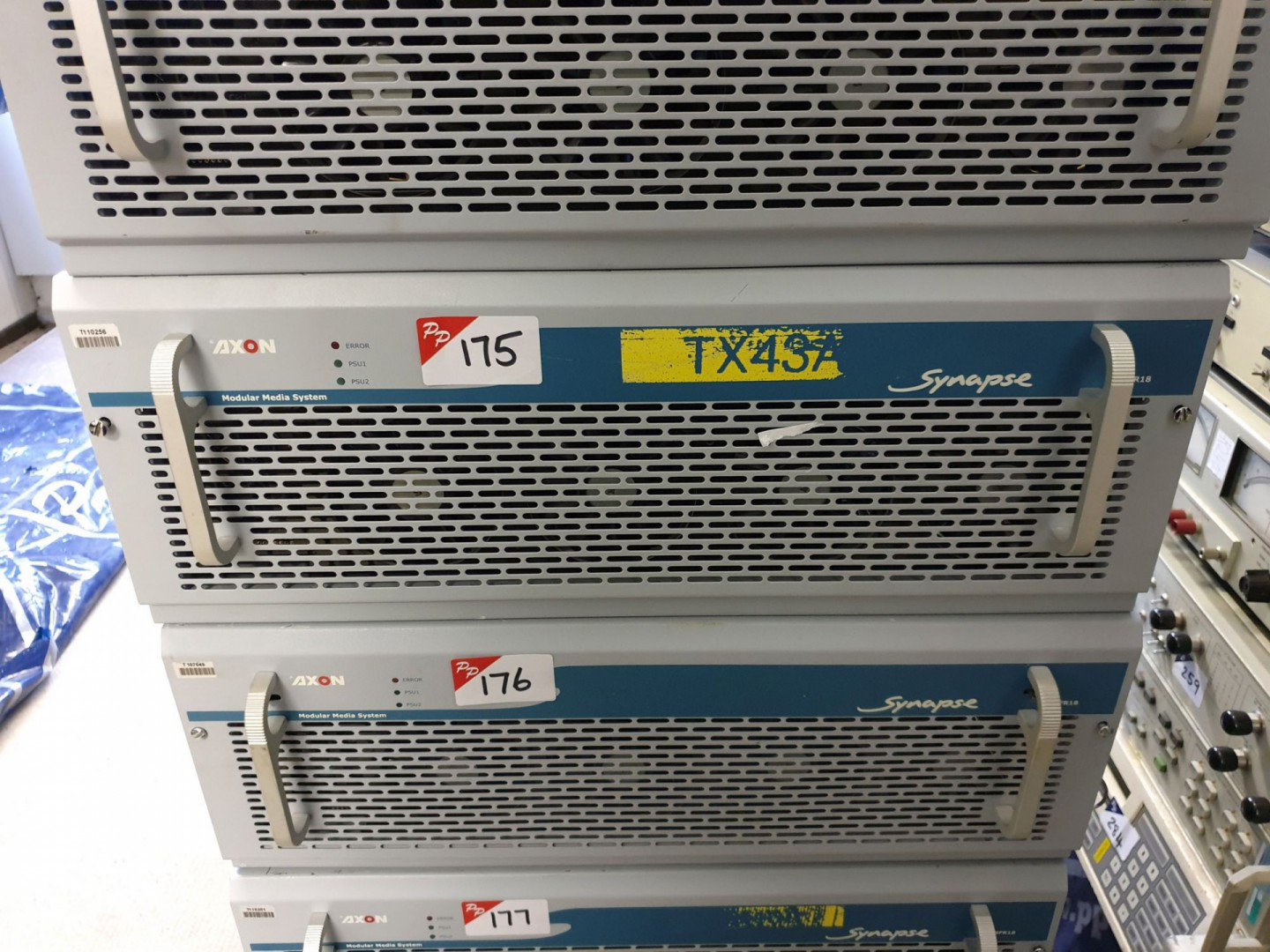 Axon Synapse SFR18 modular media chassis inc: 13x...