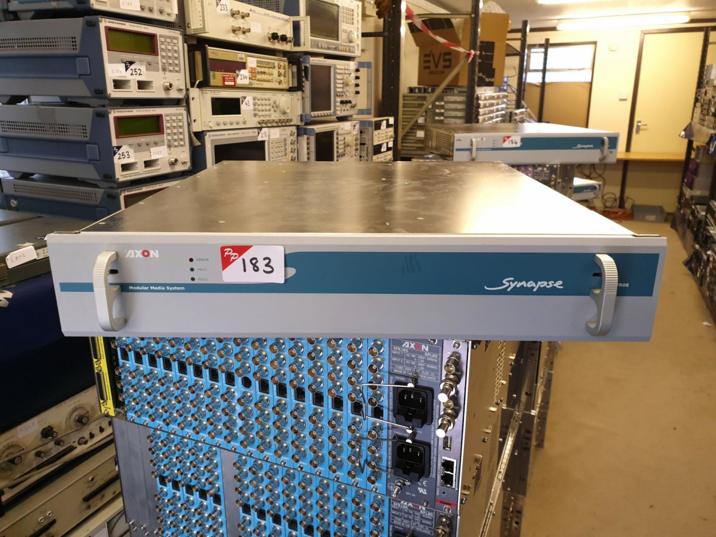 Axon Synapse SFR08 modular media chassis