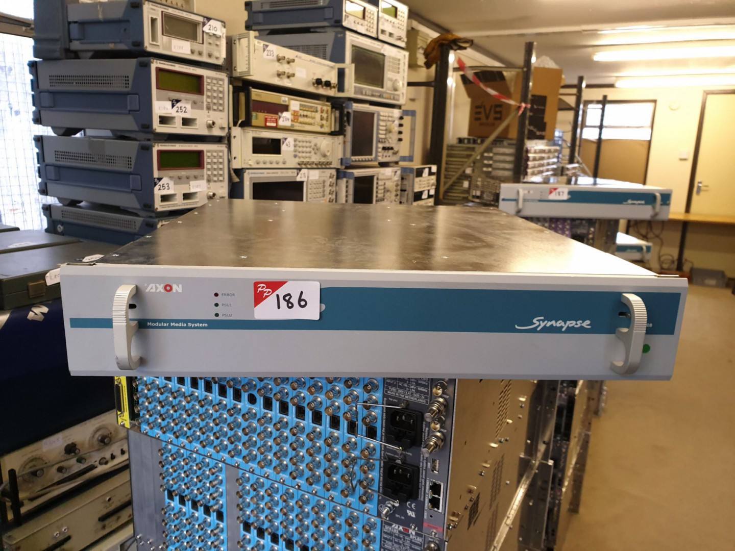 Axon Synapse SFR80 modular media chassis
