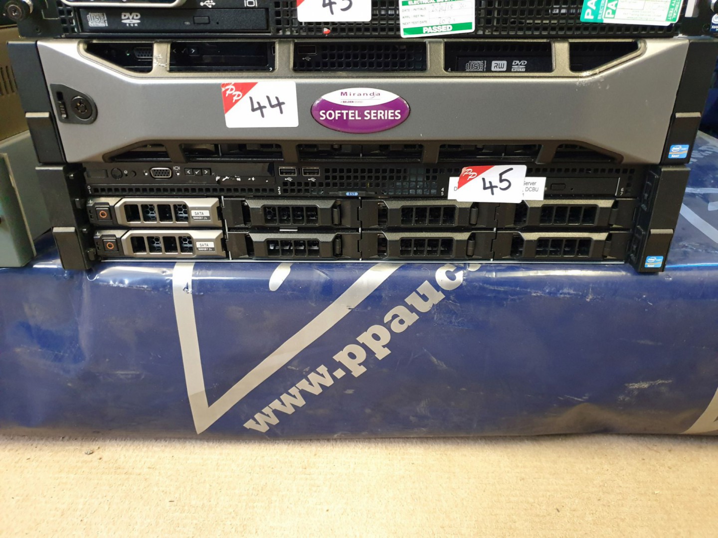 Miranda Softel Series Dell E19S server (no front c...