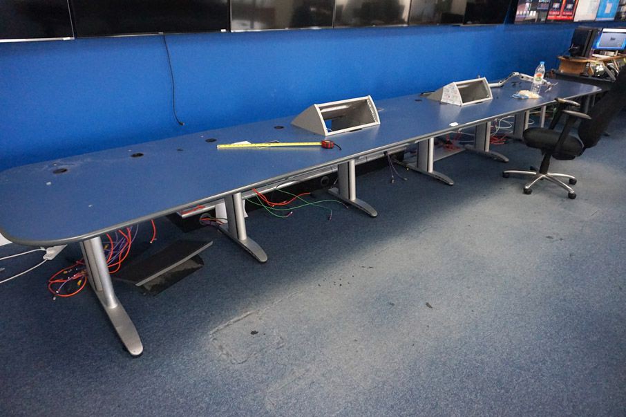 5700x900mm grey / blue modular studio desk