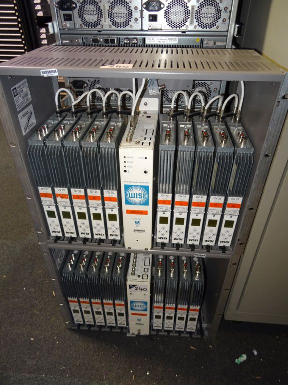 2x Rack type WISI Topline Headend chassis with 10x...