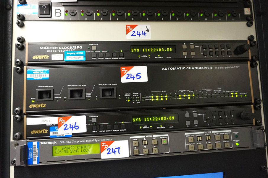 Evertz 5600 MSC master clock / SPG