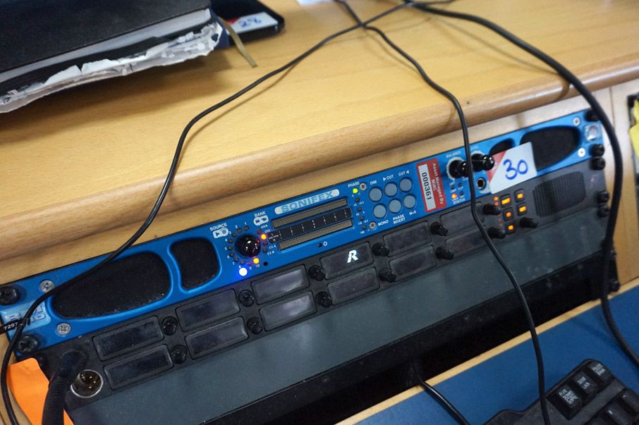 Sonifex RM-2S10 reference / loudspeaker monitor