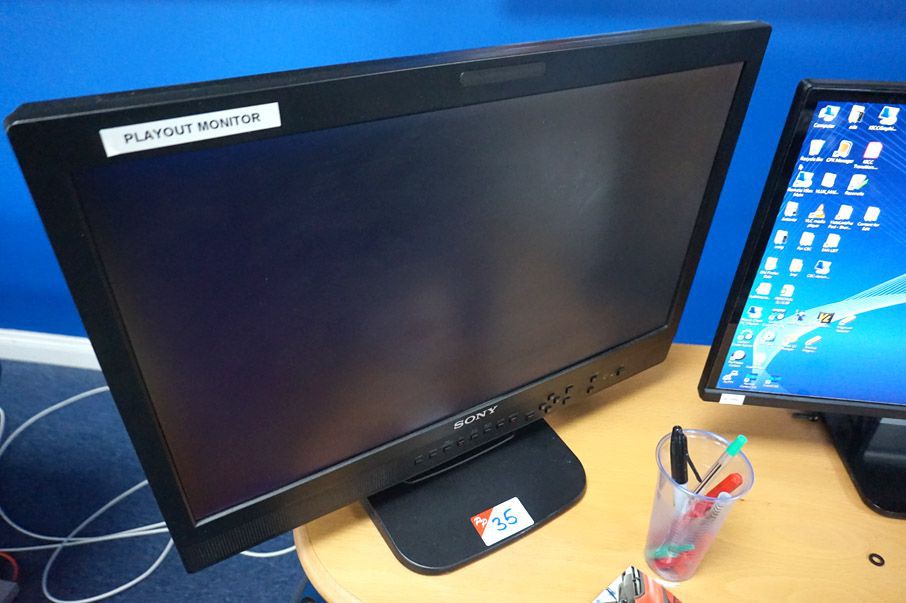 Sony LMD-2110W LCD monitor