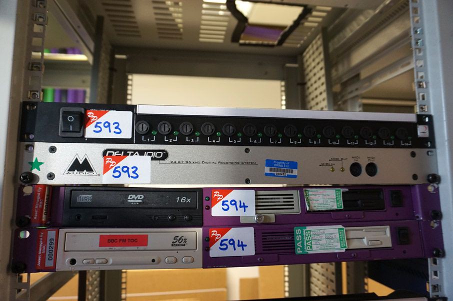 2x Sight Systems rack type servers