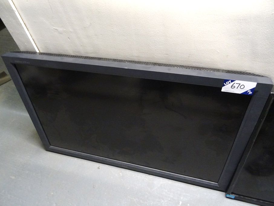 NEC Multisync 4610 LCD monitor