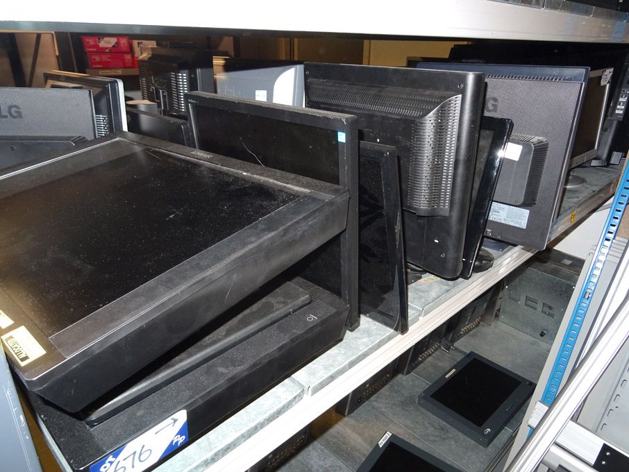 10x various Philips, LG, BenQ etc LCD monitors (va...