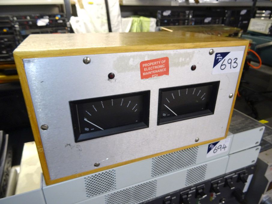 Twin PPM in wooden surround
