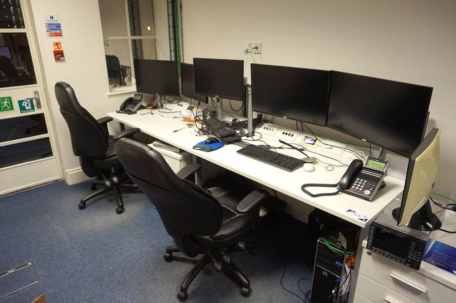 2x white 1400x700mm tables with pedestal units, ch...
