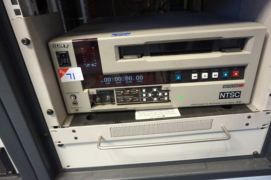 Sony UVW-1400A Betacam SP video cassette recorder