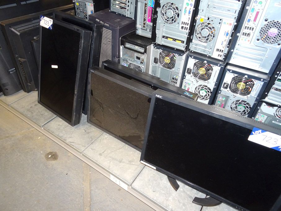 5x NEC Multisync P221W LCD monitors