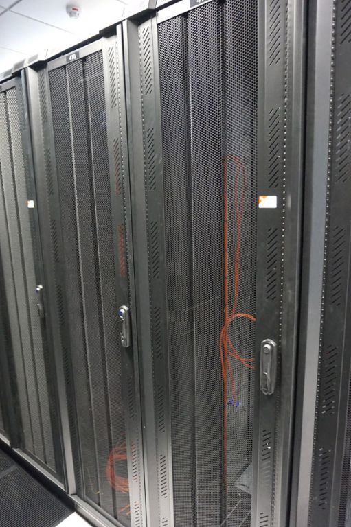 2x Cannon black open side server racks, 600x1100x2...