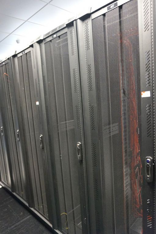 2x Cannon black open side server racks, 600x1100x2...