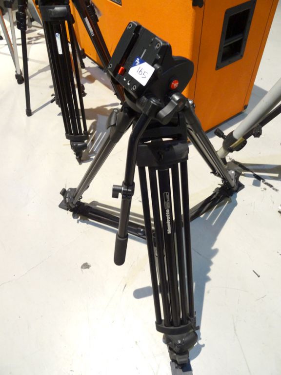 Manfrotto 525MVB camera tripod