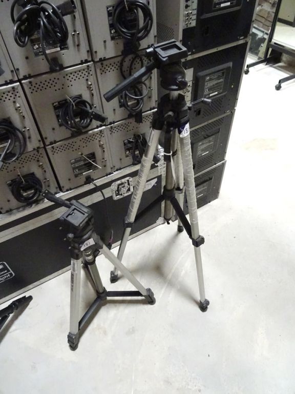2x Jessops TP327 video camera tripods (no base pla...