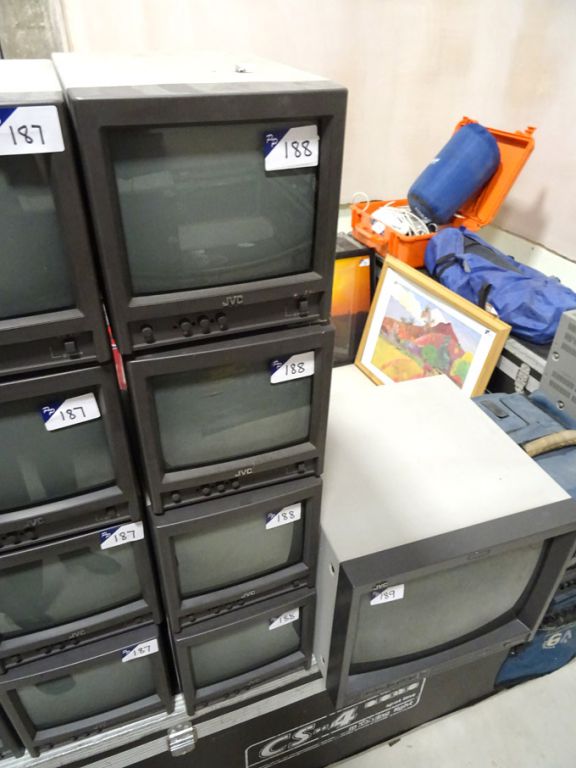 4x JVC TM-A10E-K CRT studio monitors