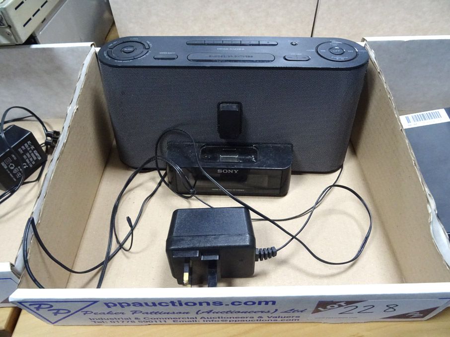 Sony ICF-C1PMK2 iPhone dock / radio