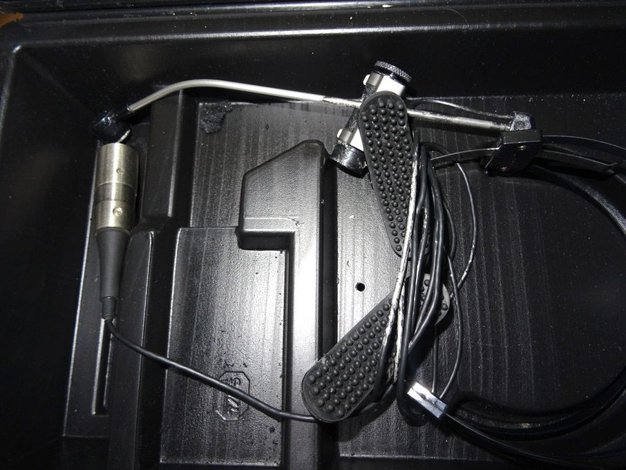 Shure professional unidirectional head worn dynami...