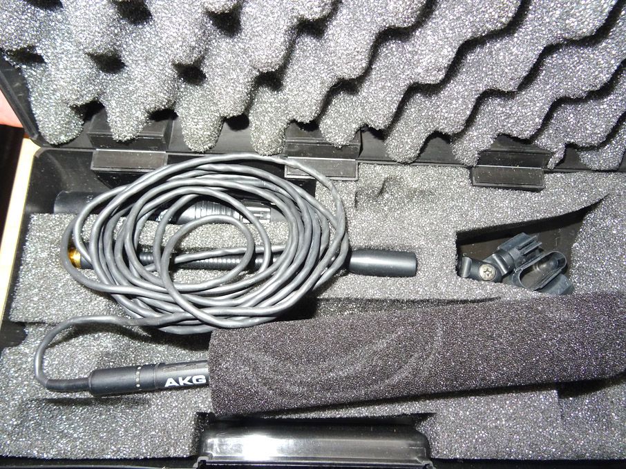 AKG C747 Comb condenser microphone in case