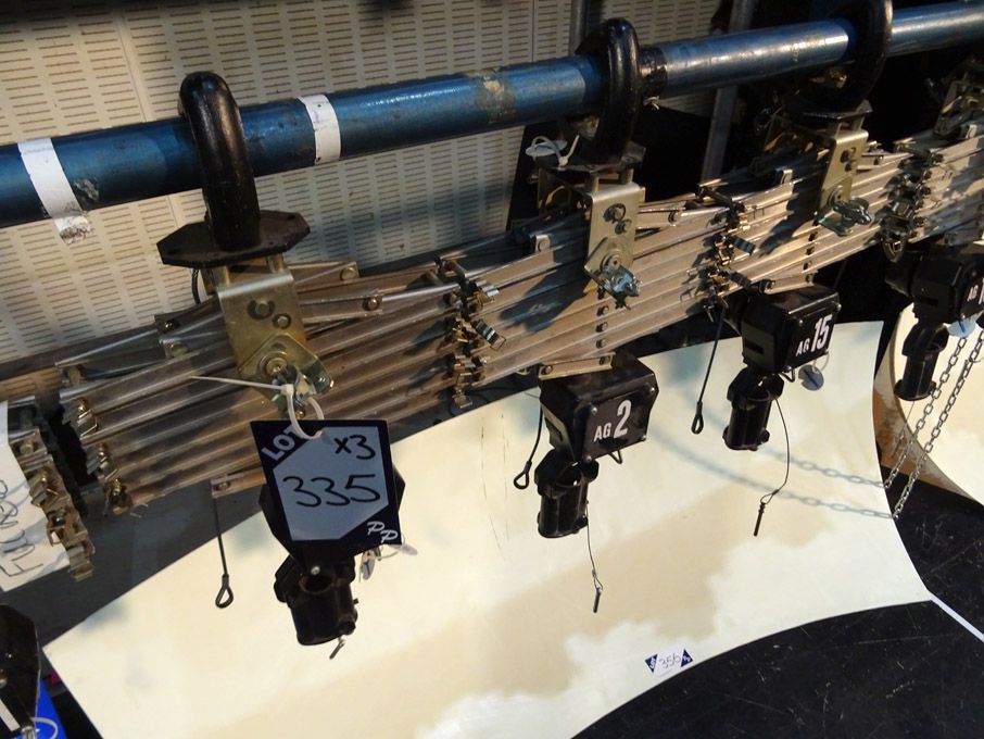 3x Berkey Anti-G 80lb capacity manual pantographs