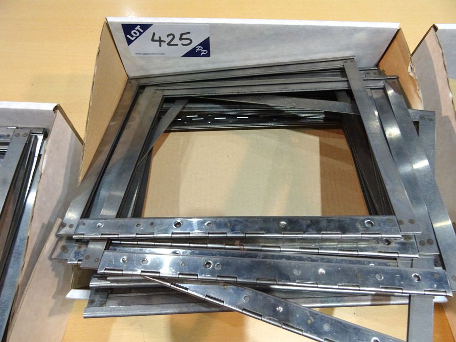 Qty various size gel holders