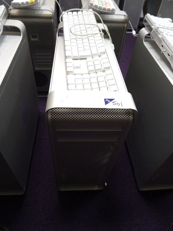 Apple Mac Pro base unit: 2x Intel Dual Core 2GHz X...