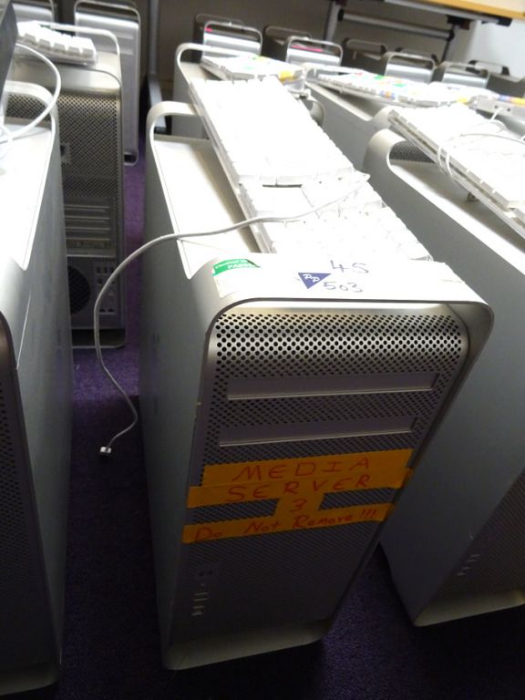 Apple Mac Pro base unit: 2x Intel Dual Core 2GHz X...