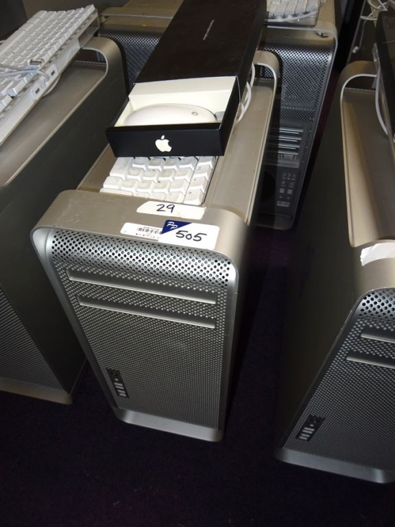 Apple Mac Pro base unit: 2x Intel Dual Core 2GHz X...