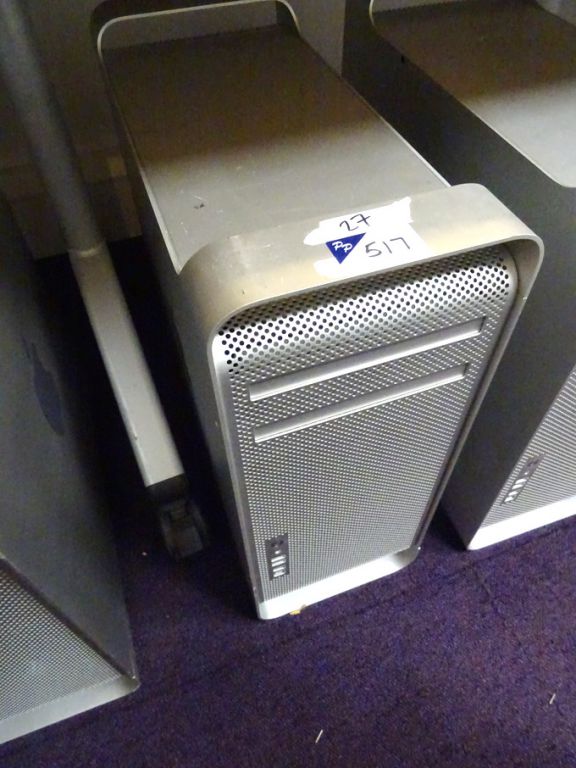 Apple Mac Pro base unit: 2x Intel Dual Core 2GHz X...