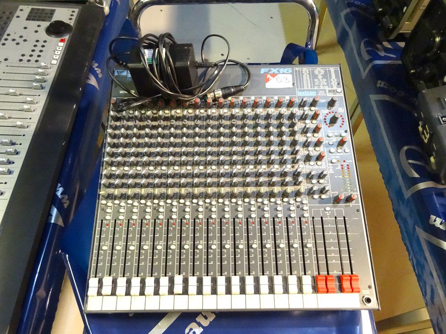 Soundcraft Spirit FX16 16 channel stereo mixer