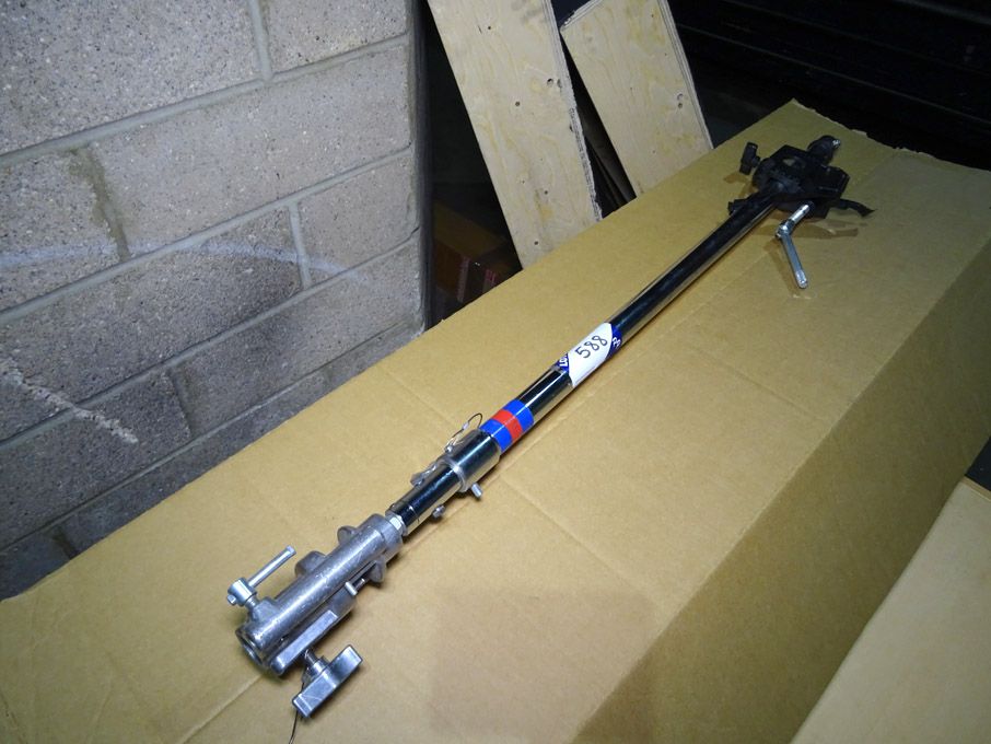 Arri Avenger telescopic hanger with clamp & head