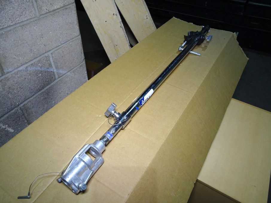 Arri Avenger telescopic hanger with clamp & head
