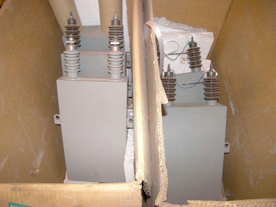 5x ASEA HJ215KVAR, 7400v capacitors
