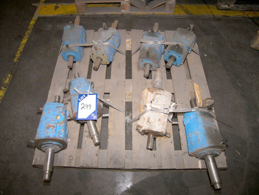 Qty various bearing cartridges on pallet