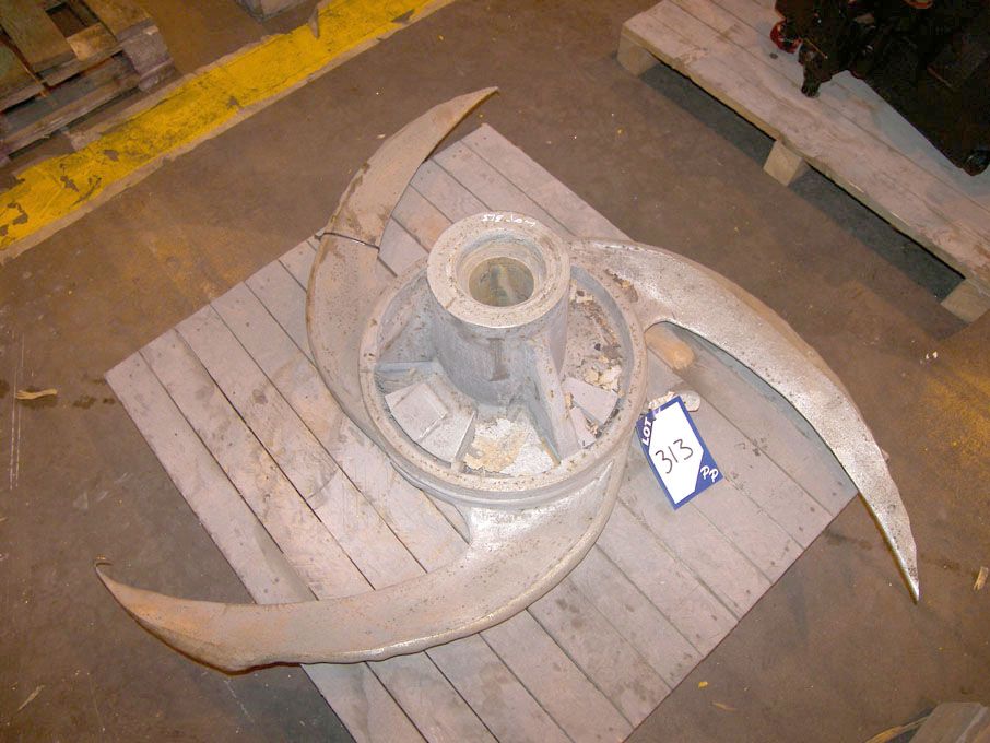 1000mm diameter propeller on pallet