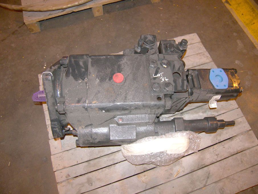Hydroft Commercial 13672 pump unit on pallet