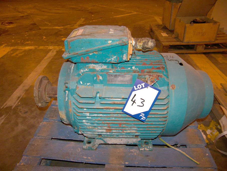 Brook Crompton WP-DF225MW motor, 45kW @ 1470rpm (2...