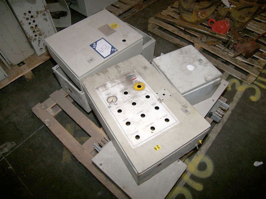 Qty various electrical panels as lotted on pallet