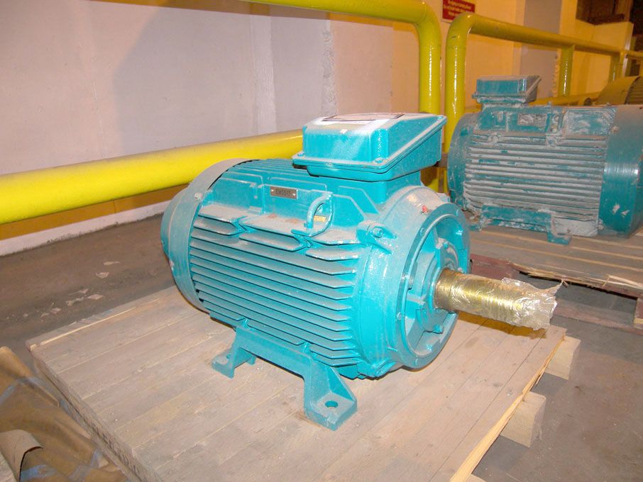 Brook Crompton motor, 55kW @ 1470rpm, 63kW @ 1770r...