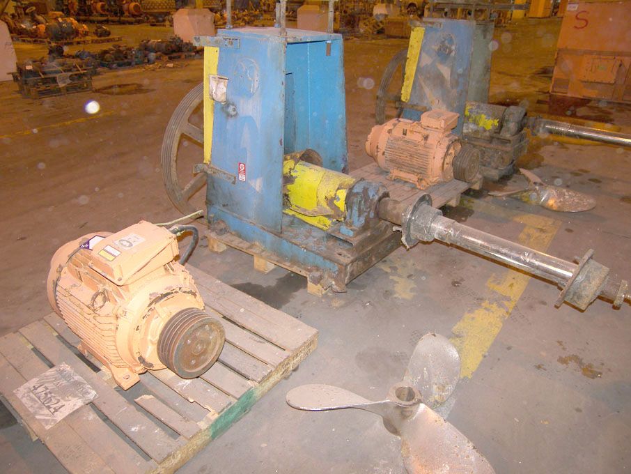 BG 2M61 motor driven blend chest agitator, 30kW mo...