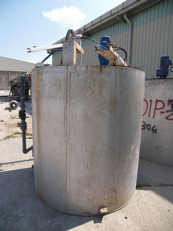 2000mm dia x 2000mm high s/s 316 tank