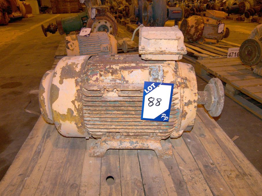 Brook Crompton motor on pallet (300kg)
