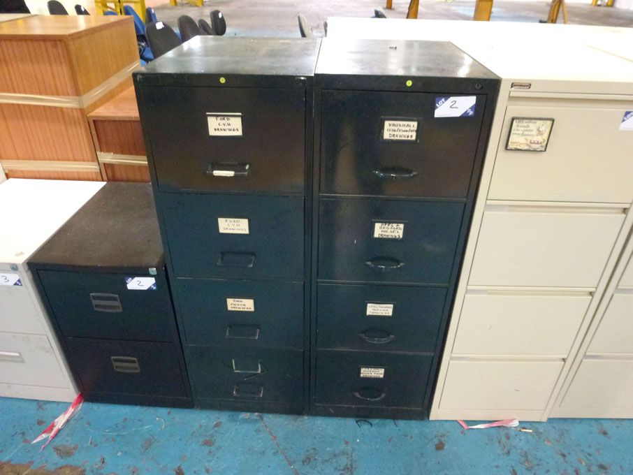 2x 4 drawer & 1x 2 drawer metal filing cabinets