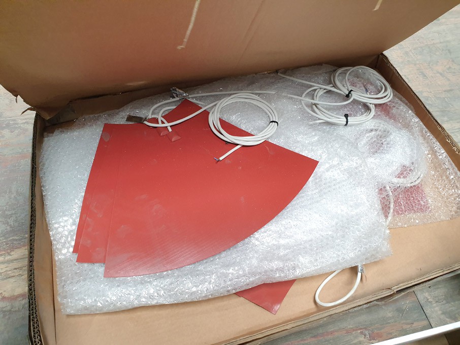 Qty Hawco 500W silicone rubber mat heaters (unused...
