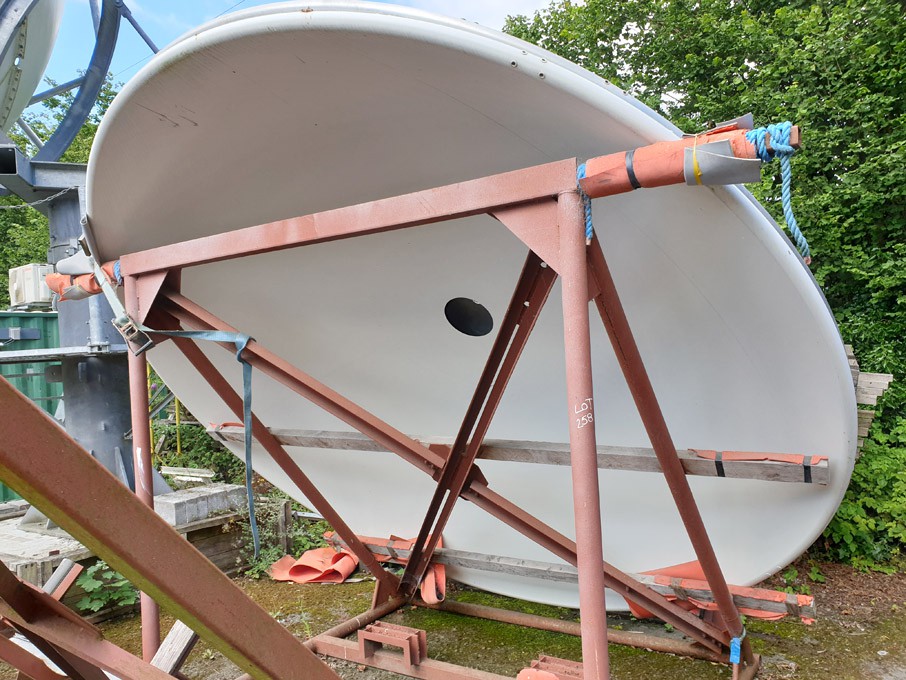 Steel reflectors stand with 2x reflectors - Lot lo...