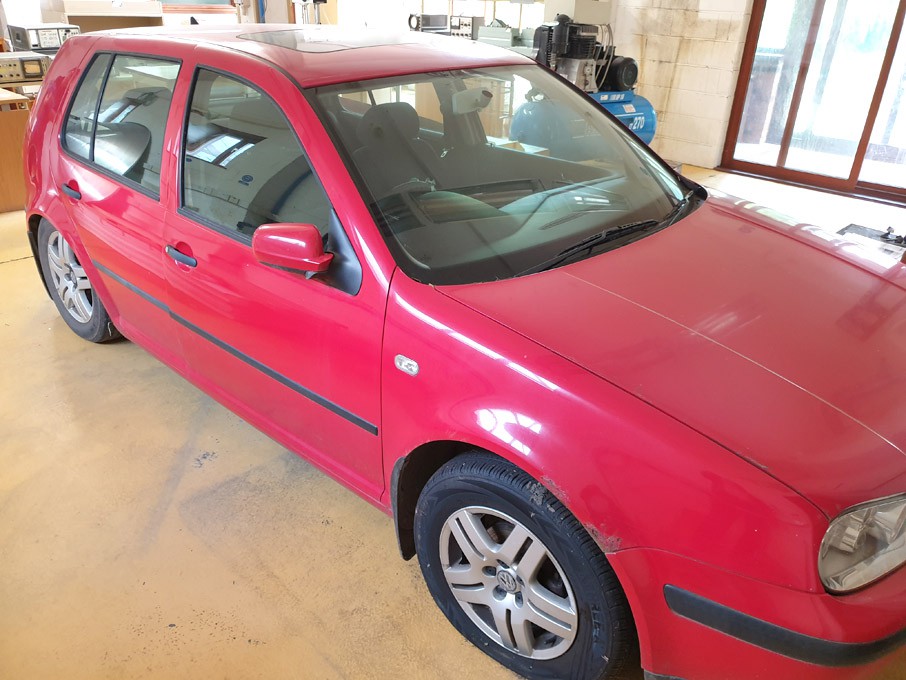 Volkswagen mk4 1598cc Golf, petrol engine, 5 speed...