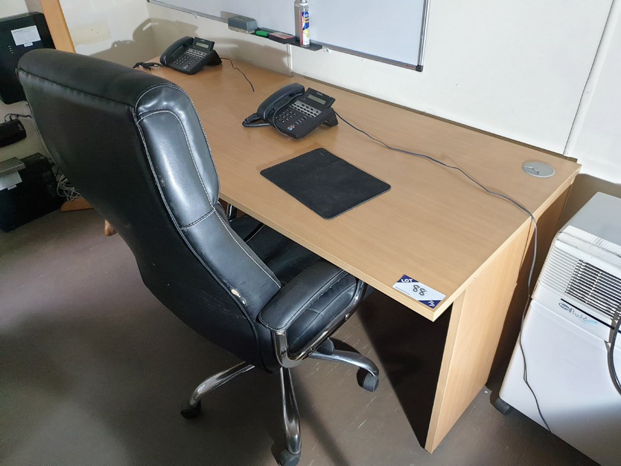 2x beech 1600x800mm tables with matching corner un...
