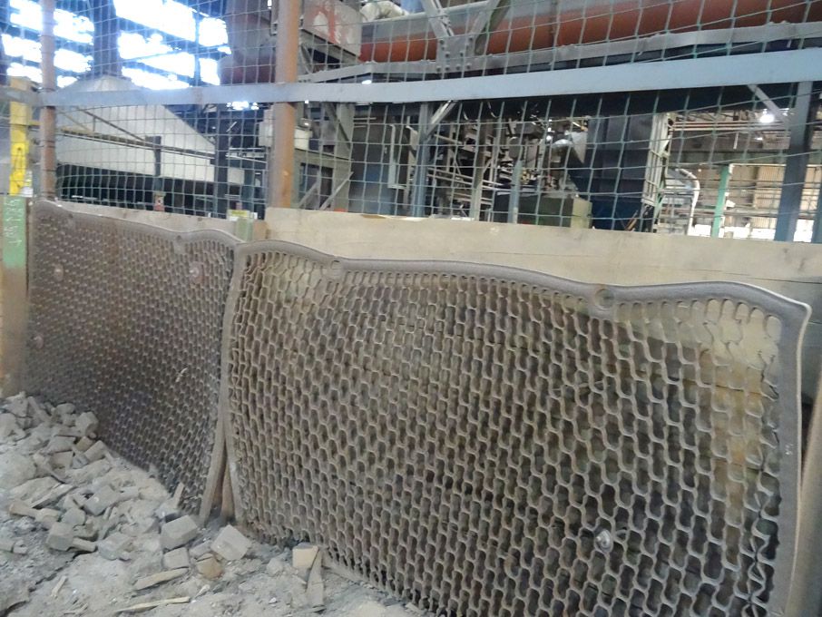 15x wooden railway sleepers, 2650mm long