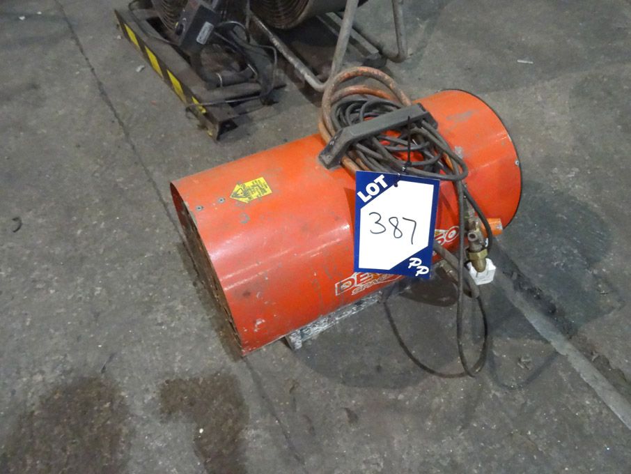 Clarke Devil 850 mobile gas space heater, 240v